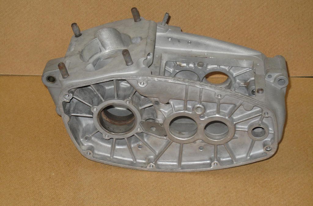 Crankcase left hand + right hand 250cc 1974-76